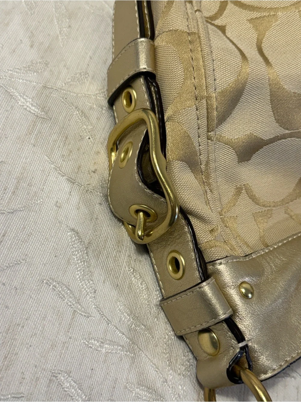 Coach Zoe Signature Khaki Gold Jacquard Canvas Hobo Shoulder Bag Purse Y2K - Picture 11 of 15